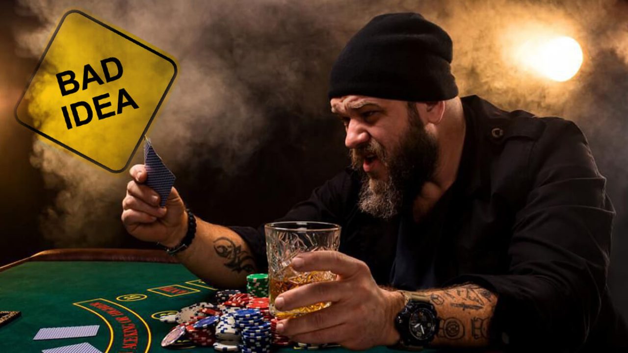 Drinking While Gambling - Why Gamblers Should Avoid Drinking